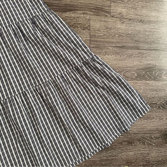 Everlane The Tiered Mockneck Dress - Picture 4 of 12